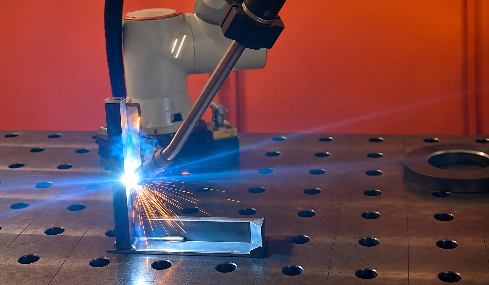 Why High-Precision Robotic Arms Are Transforming Modern Welding