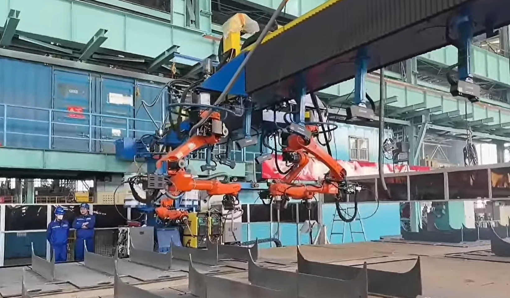 Cobot Welding vs Traditional Industrial Welding Robot: Which Is Better?cid=6